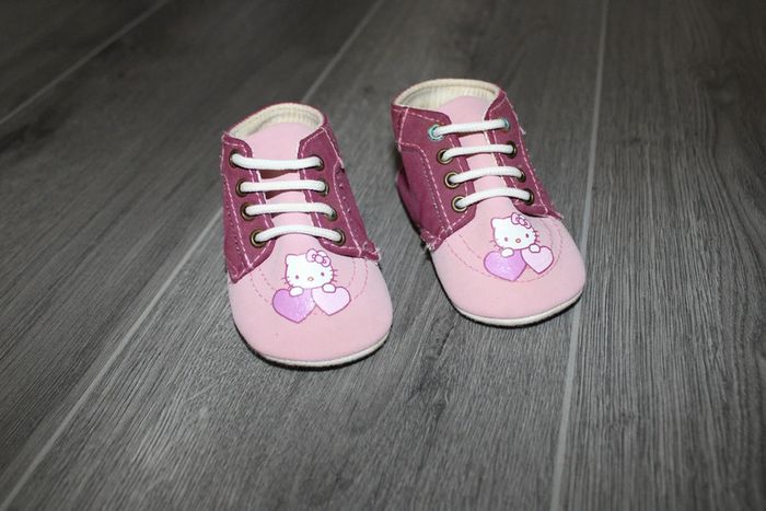 Chaussures à lacets Hello Kitty 6 mois - photo numéro 3