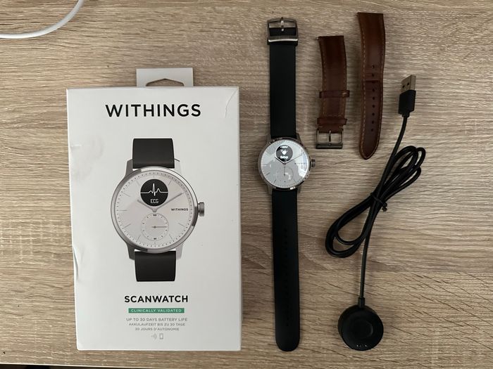 Montre Scanwatch Withings 42mm blanche - photo numéro 2