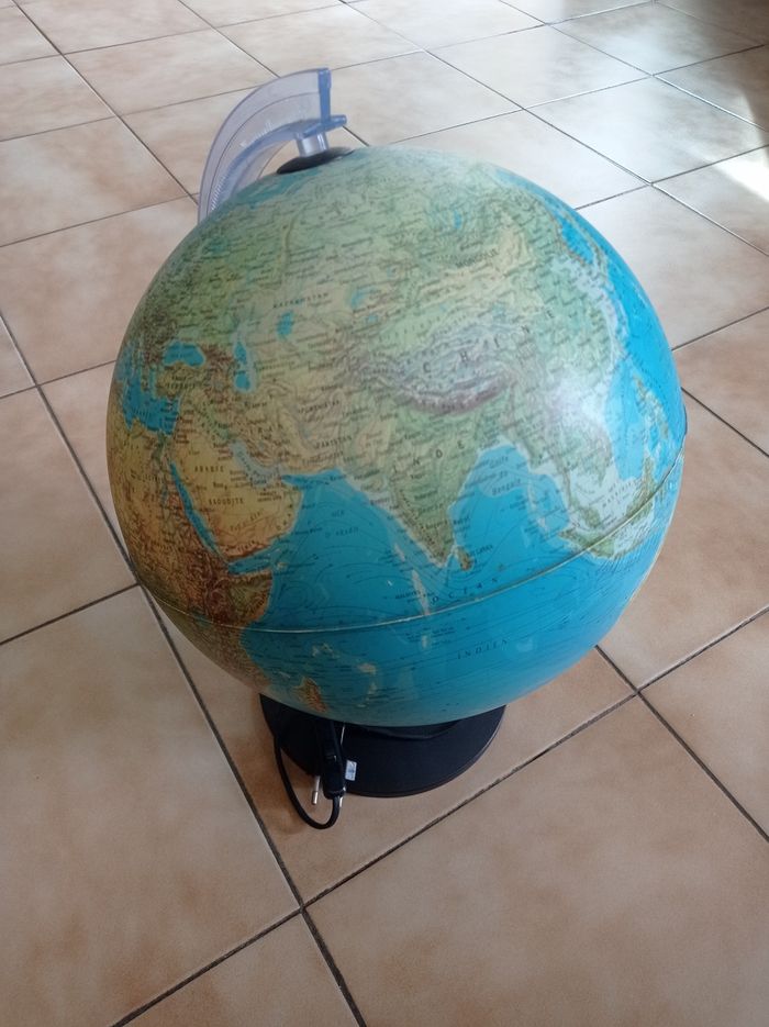 Grand Globe terrestre - photo numéro 3