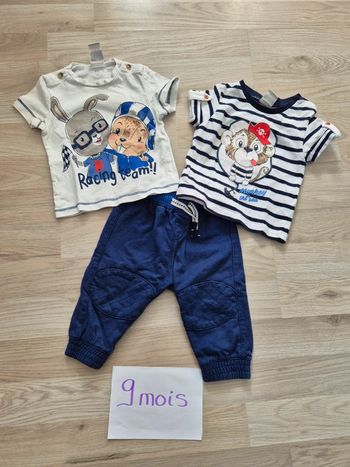 Ensemble pantalon et 2 T-shirt 9mois