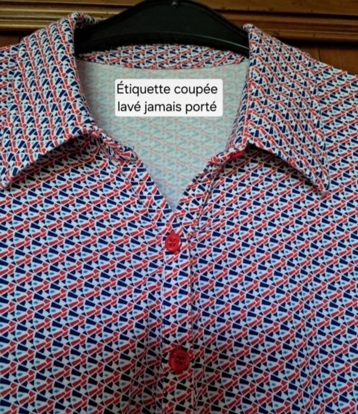 Chemises / polos NEUFS pour femme taille 50 - photo numéro 8