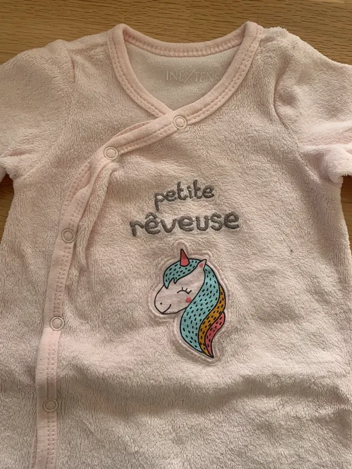 Pyjama 1 mois - photo numéro 2