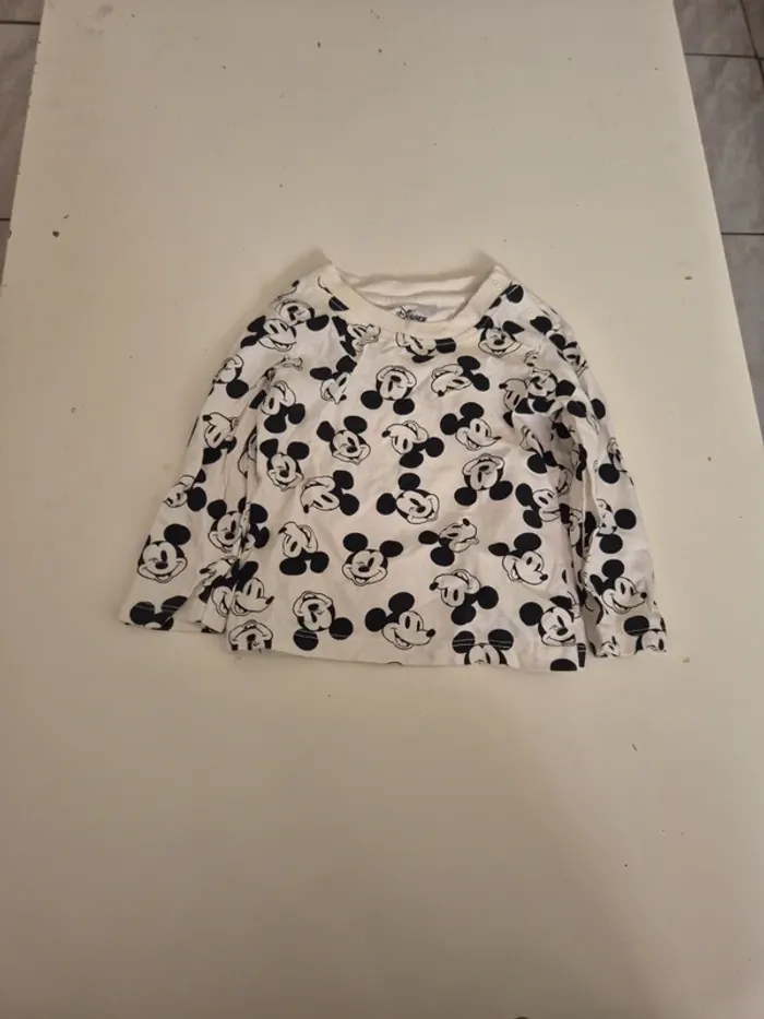 T-shirt à manches longues mickey 6 mois