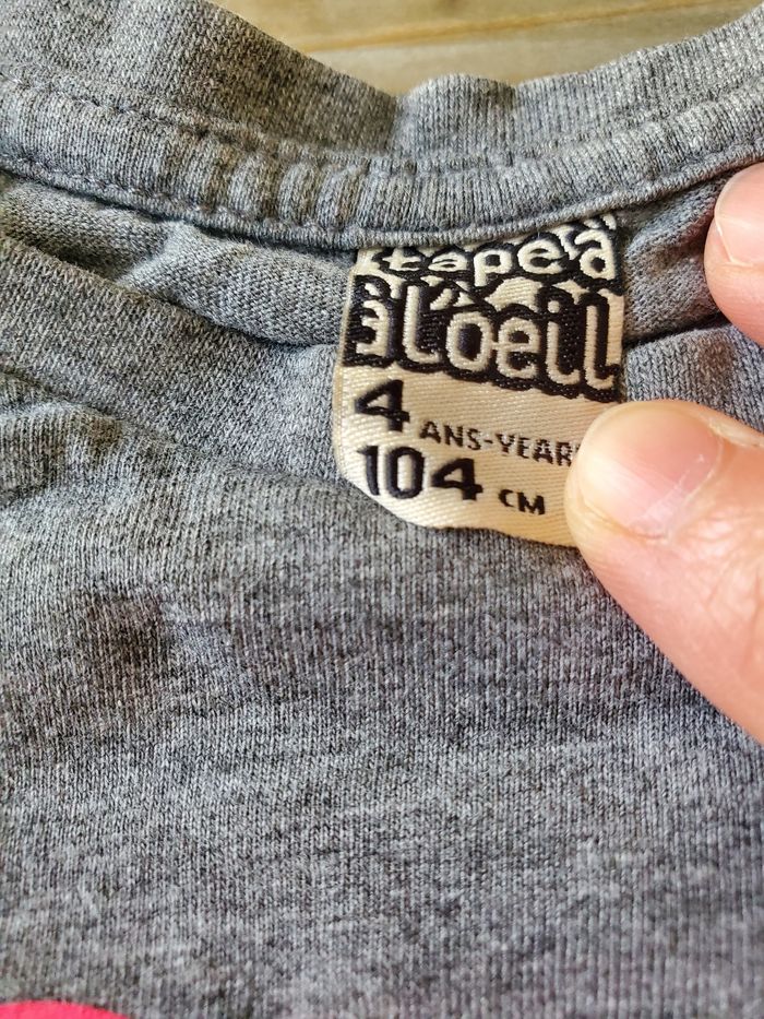 Lot 2 t-shirts 4 ans - photo numéro 5