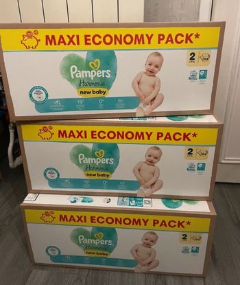 3 cartons de couches pampers harmonie taille 2