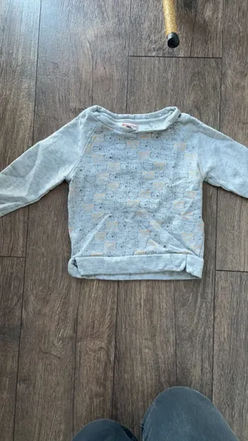 Pull gris 3 ans