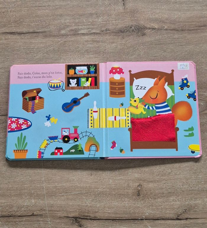 Livre à toucher Fais dodo, Colas mon p'tit frère - photo numéro 8