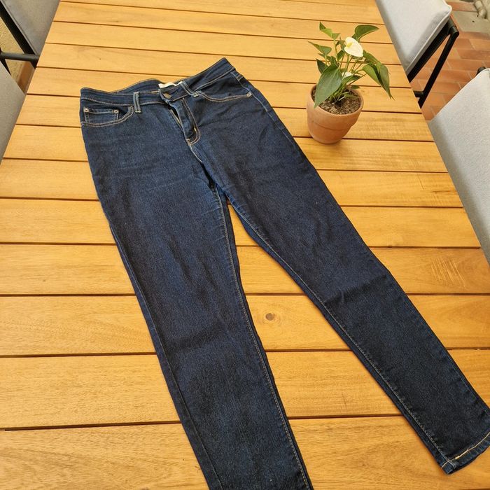 Jeans levi's 721 Skinny 29/28 - photo numéro 2