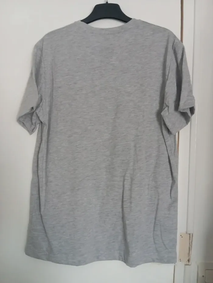 Tee-shirt - photo numéro 2