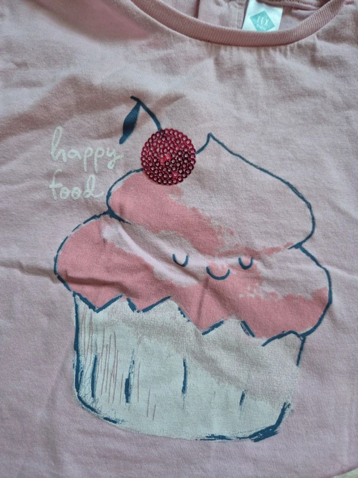 Lots 2 T-shirt 12mois - photo numéro 2