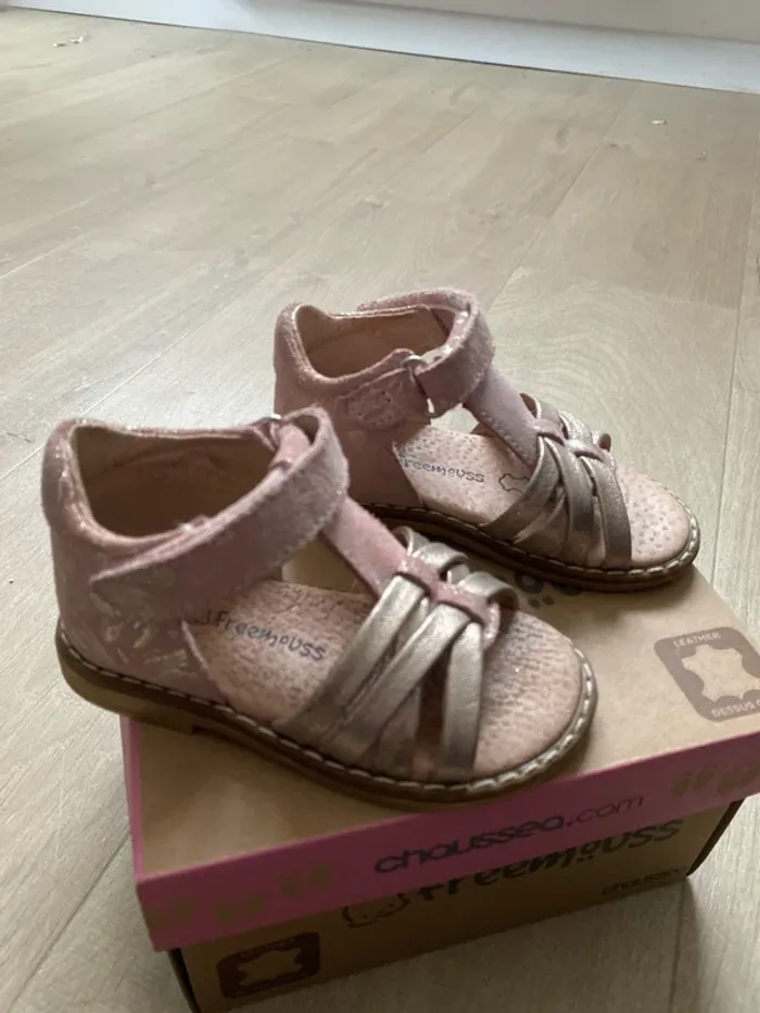 Chaussures filles - photo numéro 4