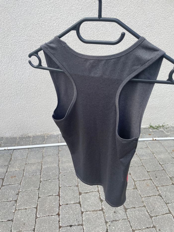 Super débardeur pour faire du sport - photo numéro 6