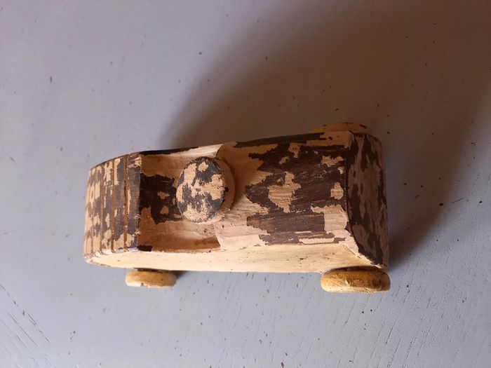Voiture de course ,déco en bois - photo numéro 3