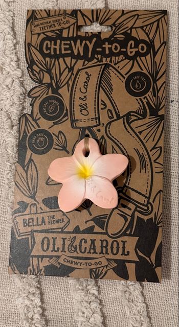 🌼 Jouet de dentition Oli & Carol – Bella the Flower 🌼