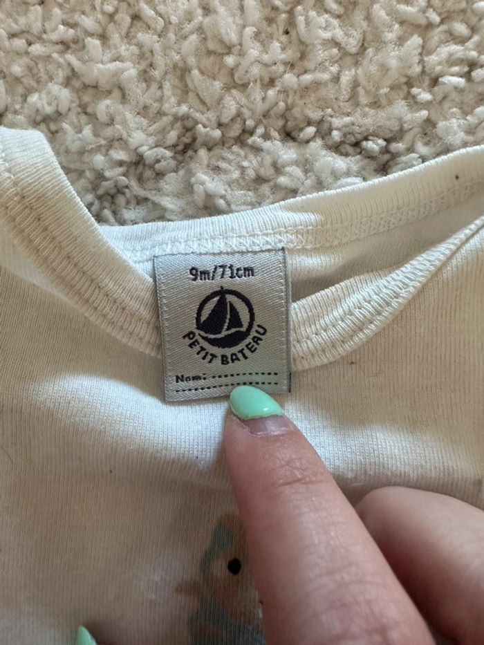 Lot de 2 bodys taille 9 mois petit bateau - photo numéro 2