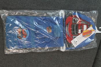 ensemble blaze et les monster machines bonnet gants écharpe