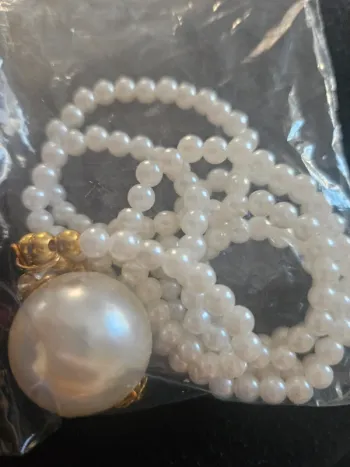 Collier perle blanche