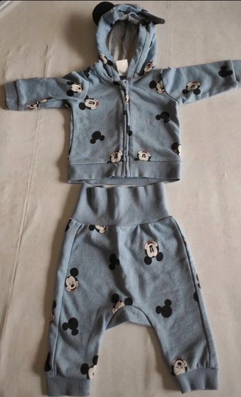 Lot vêtements 1-3 mois hiver garçons.