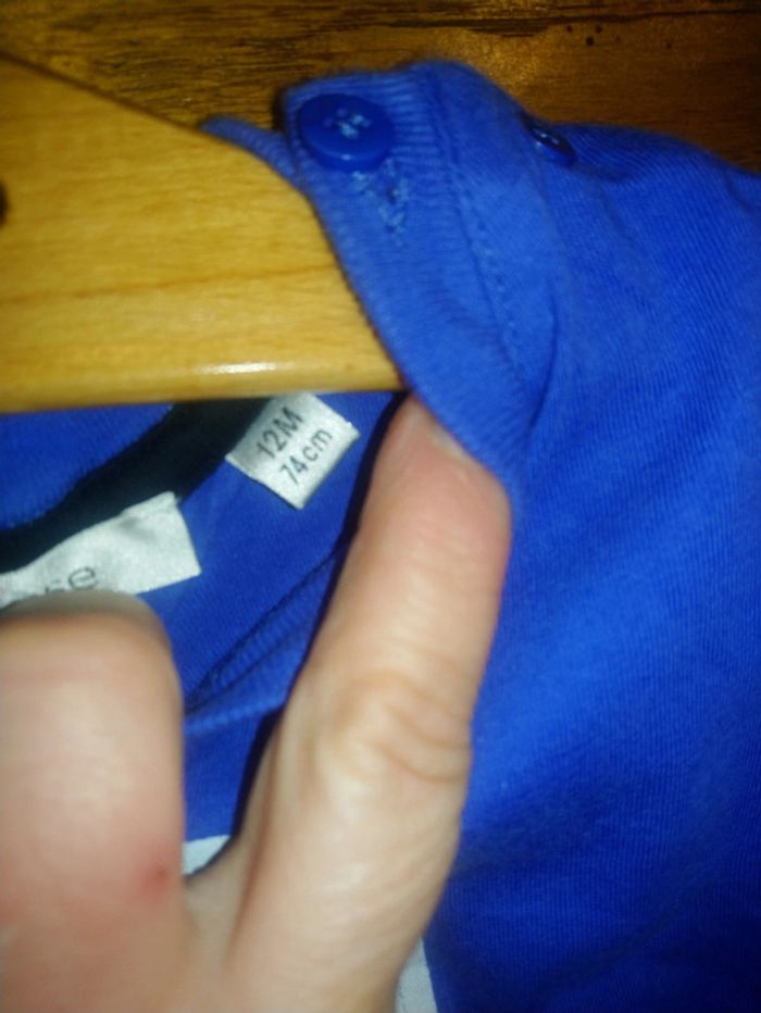 Joli tee shirt bébé garçon manches courtes taille 12 mois en très bon état - photo numéro 7