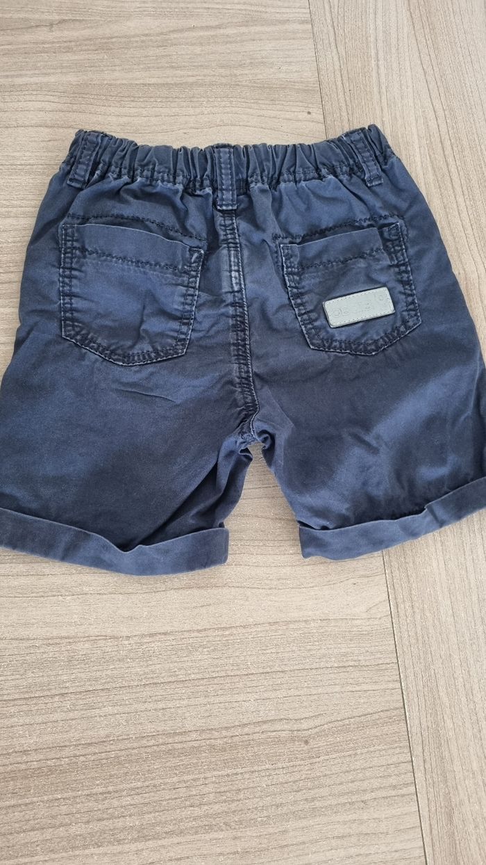 Short 23mois - photo numéro 2