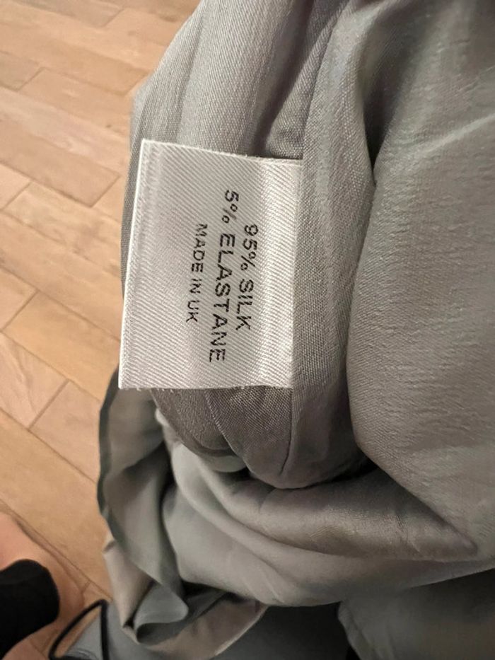 Vends robe maternité seraphine de luxe taille 46 très bon état en soie - photo numéro 4