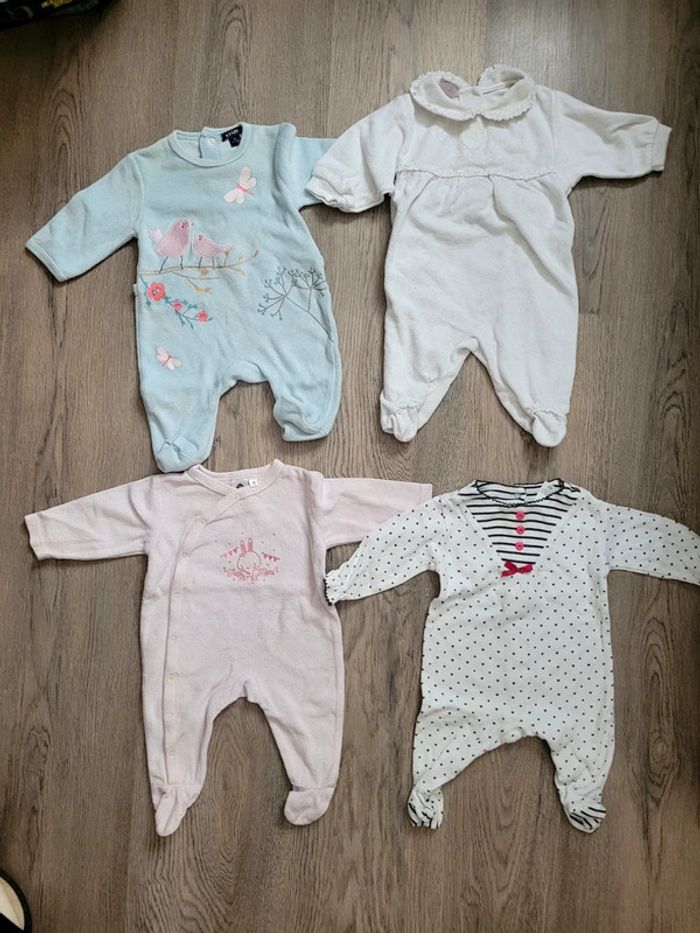 Lot pyjamas 1 mois fille