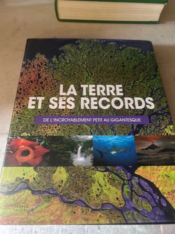 Livre sur la Terre et ses record