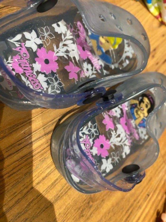 Crocs