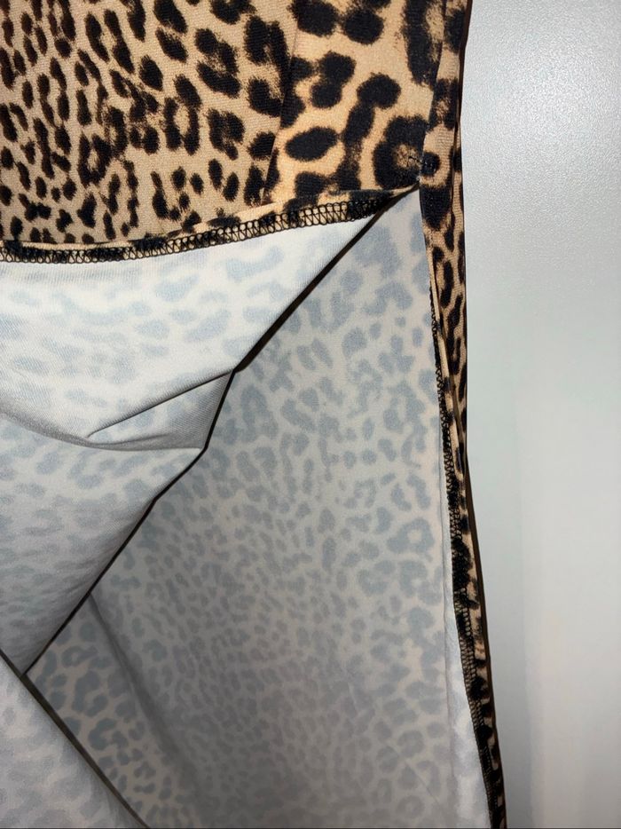 Jupe longue à fente léopard Bershka XS - photo numéro 4