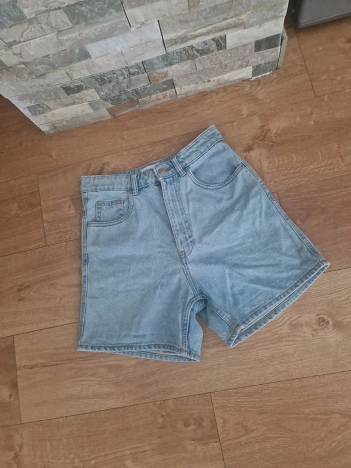 Short taille haute Zara