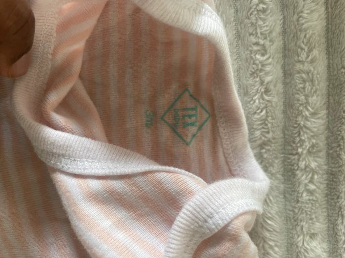 Lot body bébé 3 mois - photo numéro 2