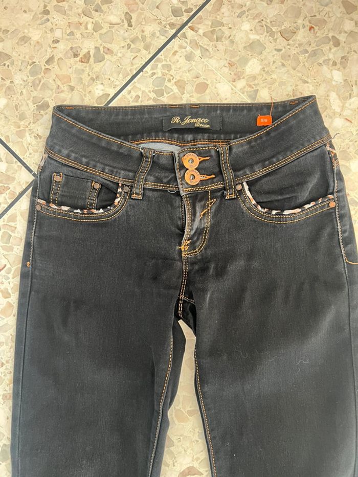 Jean stretch noir taille 36 - photo numéro 3