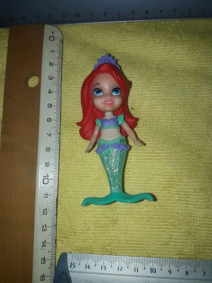 La petite sirène figurine