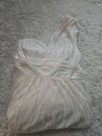 Robe de soirée brillante a sequin