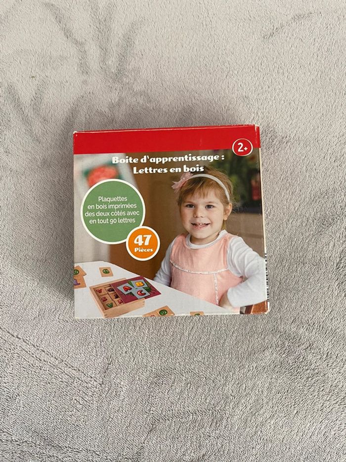 Lettres d’apprentissage en bois - photo numéro 3