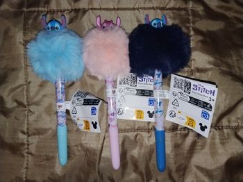 Lot 3 crayons stitch Disney