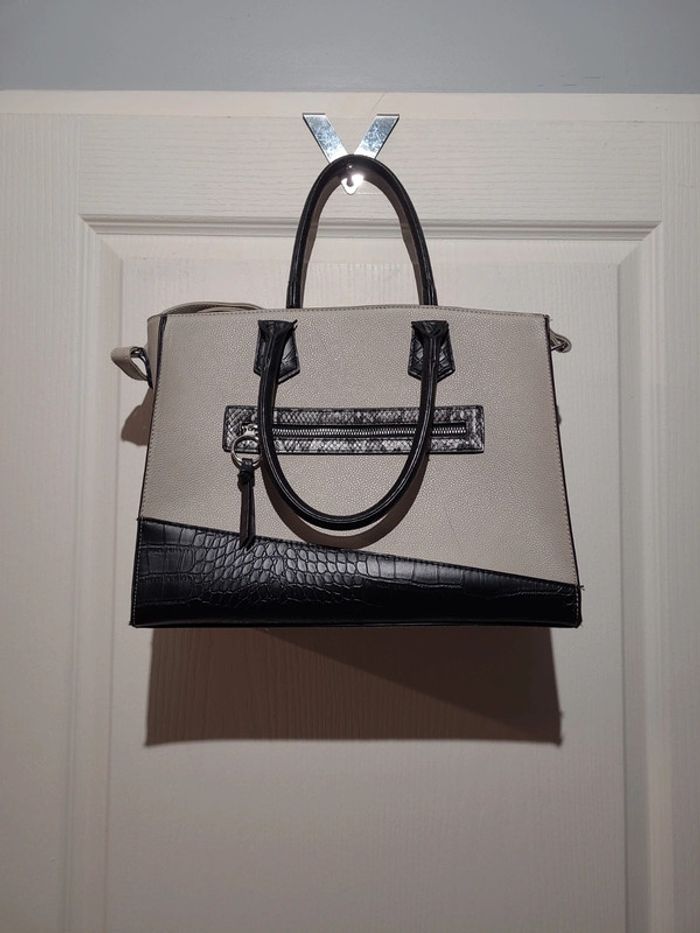 Sac à main noir et gris python