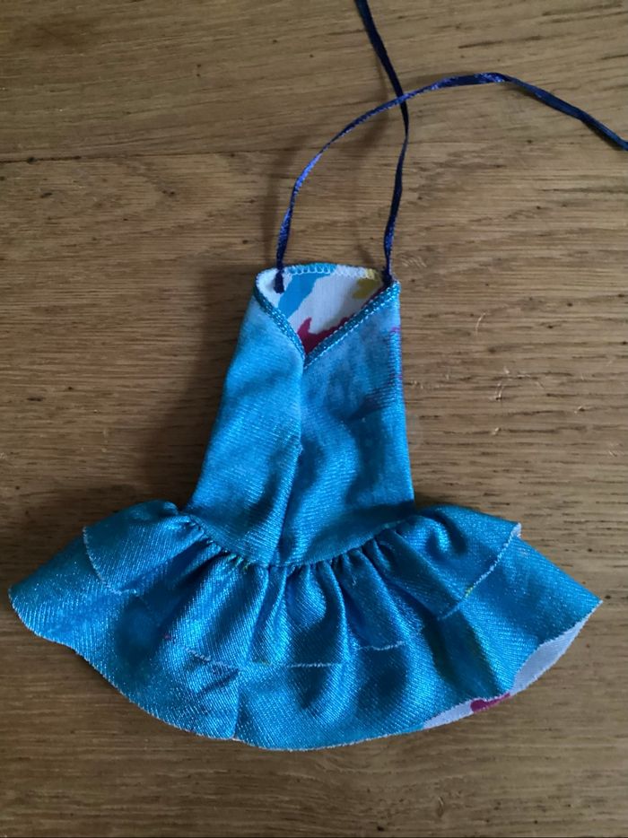 Robe barbie année 90 - photo numéro 4