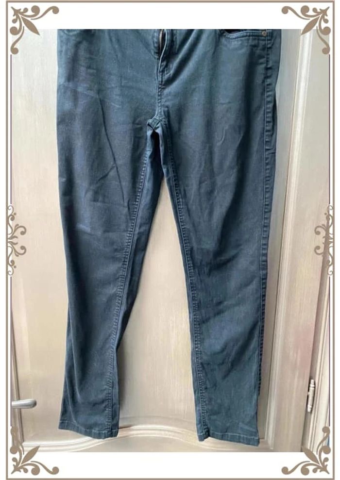 Jean noir In extenso taille 42 - photo numéro 4