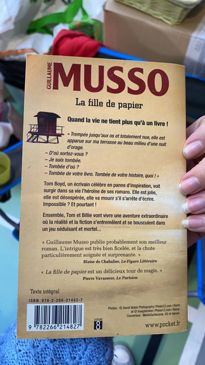La fille de papier - photo numéro 2