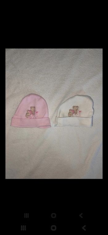 Lot de 2 bonnets naissance