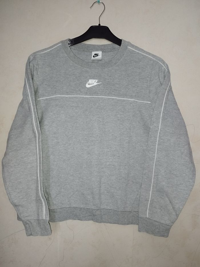 Sweat gris Nike - photo numéro 5