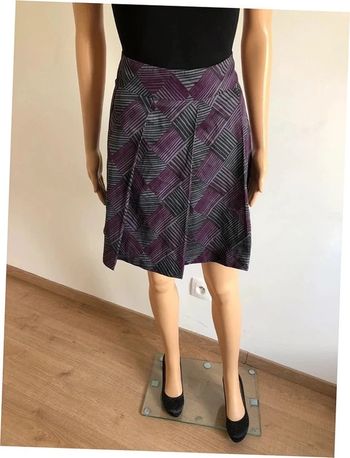 Jupe patineuse mi longue Vero Moda taille S jamais portée