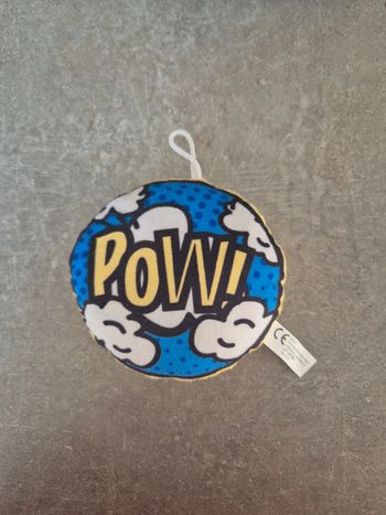 Petite peluche POW