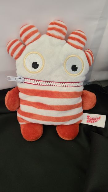 Schmidt- Peluche Soucis Bouffeur-Saggo