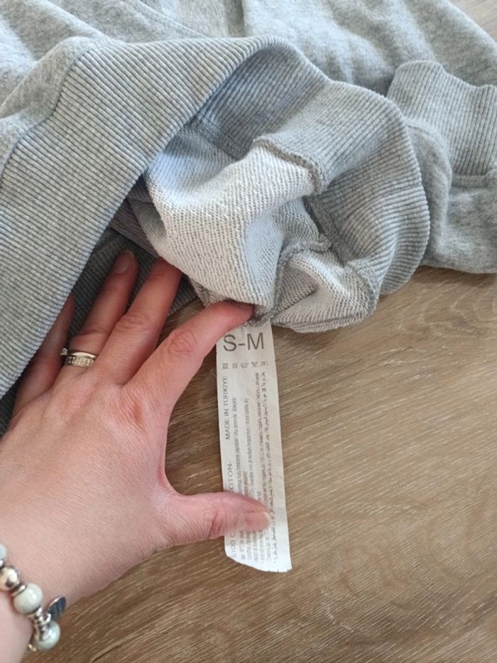 Pull court taille S/M ado fille - photo numéro 4