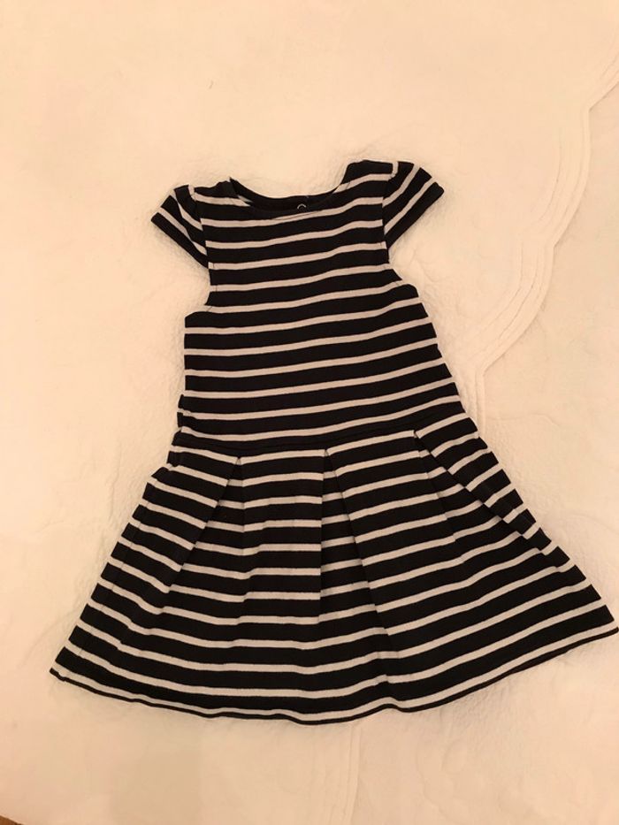 Robe à manches courtes à rayures marine et blanc