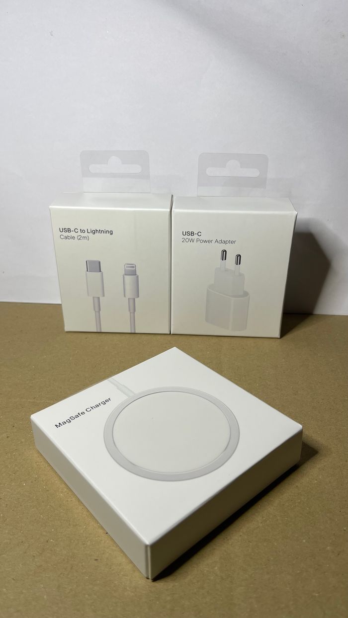 #Lot chargeurs compatibles – magnetic + USB-C 20W + câble Lightning 2M#