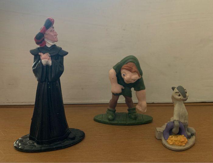 Figurines le bossu de notre dame - photo numéro 2