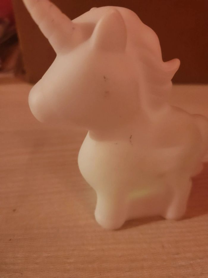 Petite veilleuse licorne - photo numéro 2
